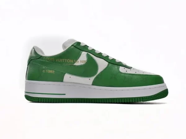 Giày Louis Vuitton x Nike Air Force 1 White Green Like Auth (1)