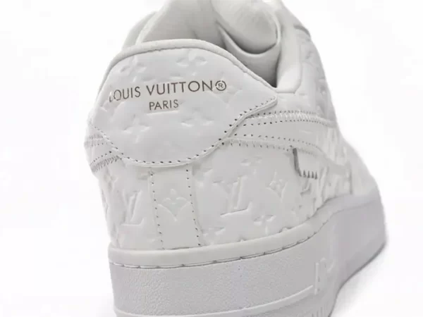 Giày Nike Air Force 1 x Louis Vuitton Triple White Like Auth (13)