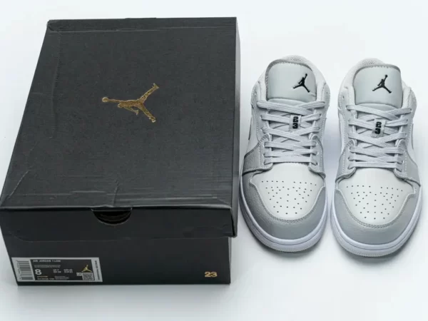 Giày Nike Air Jordan 1 Low White Camo 6