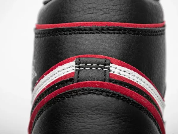 Giày Nike Air Jordan 1 Retro High Bloodline (12)