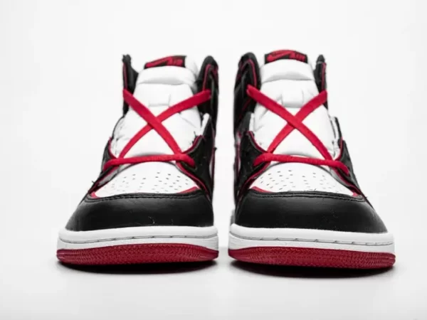 Giày Nike Air Jordan 1 Retro High Bloodline (3)
