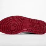 Giày Nike Air Jordan 1 Retro High Bloodline (7)