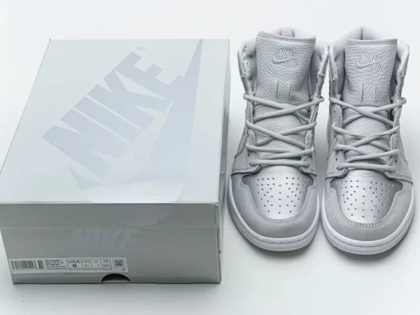 Giày Nike Air Jordan 1 Retro High CO Japan Neutral Grey 2