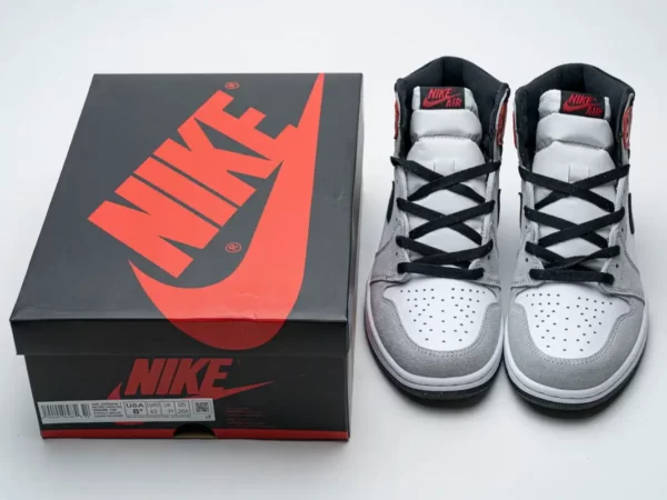 Giày Nike Air Jordan 1 Retro High Light Smoke Grey (20)