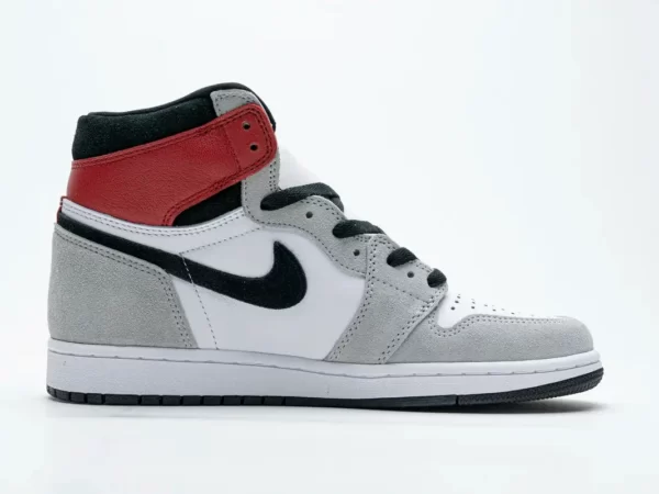 Giày Nike Air Jordan 1 Retro High Light Smoke Grey (6)