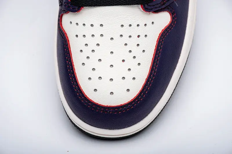 Giày Nike Air Jordan 1 Retro High OG Defiant SB LA to Chicago Like Auth 7 Giày Nike Air Jordan 1 Retro High OG Defiant SB LA to Chicago (8)