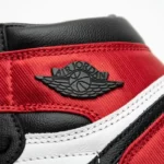 Giày Nike Air Jordan 1 Retro High Satin Black Toe Like Auth (13)