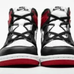 Giày Nike Air Jordan 1 Retro High Satin Black Toe Like Auth (3)