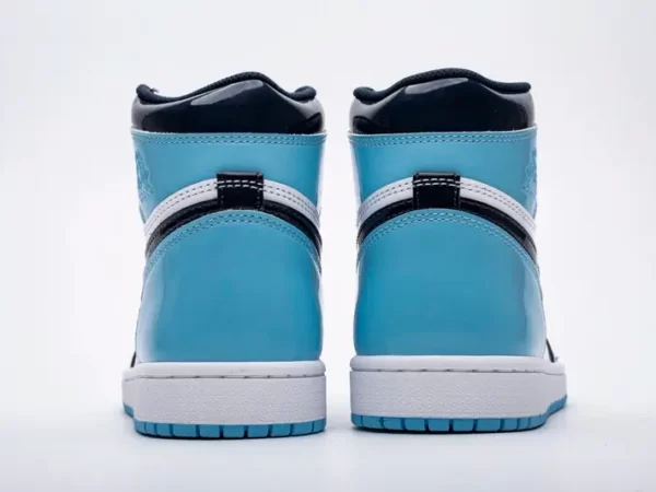 Giày Nike Air Jordan 1 Retro High UNC Patent Like Auth (17)