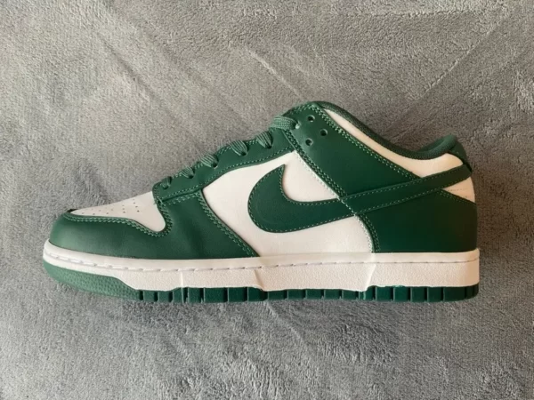 Giày Nike Dunk Low Michigan State Like Auth (12)