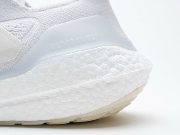 Giày Adidas Ultra Boost 21 Triple White