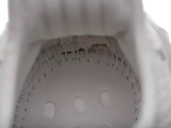 Giày Adidas Yeezy 350 V2 Cream White Like Auth (15)
