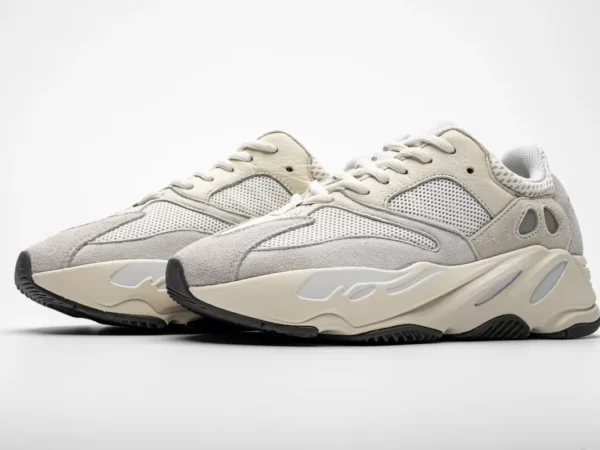 Giày Adidas Yeezy 700 Analog Like Auth (1)