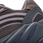 Giày Adidas Yeezy 700 V2 Geode Like Auth (9)