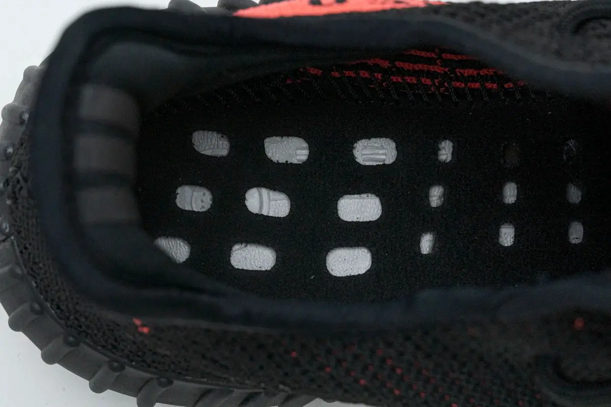 Giày Adidas Yeezy Boost 350 V2 Core Black Red Like Auth 3 Giày Adidas Yeezy Boost 350 V2 Core Black Red Like Auth (16)