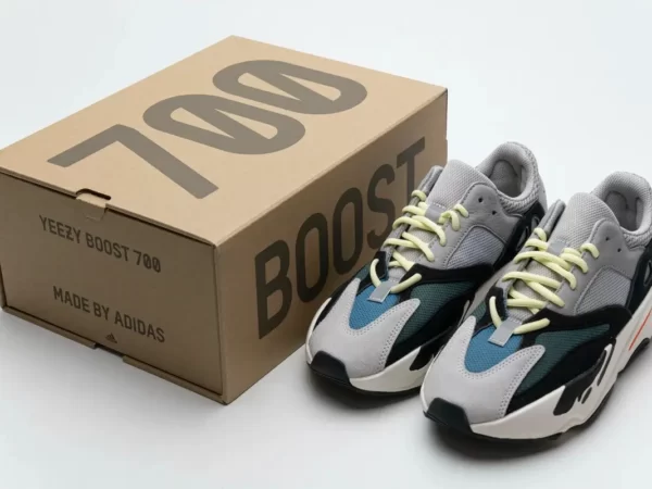 Giày Adidas Yeezy Boost 700 Wave Runner Solid Grey Like Auth (16)