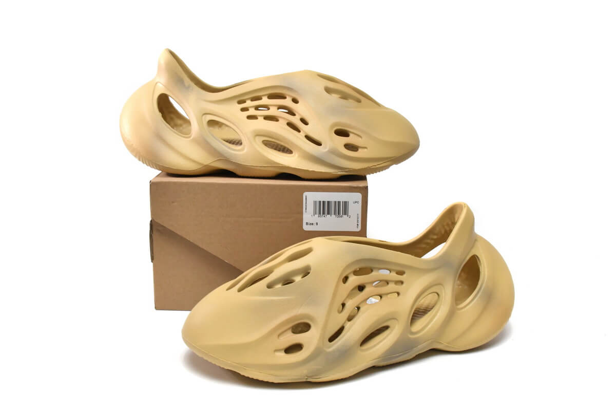 Giày Adidas Yeezy Foam Runner Desert Sand Like Auth 7 Giày Adidas Yeezy Foam Runner Desert Sand Like Auth