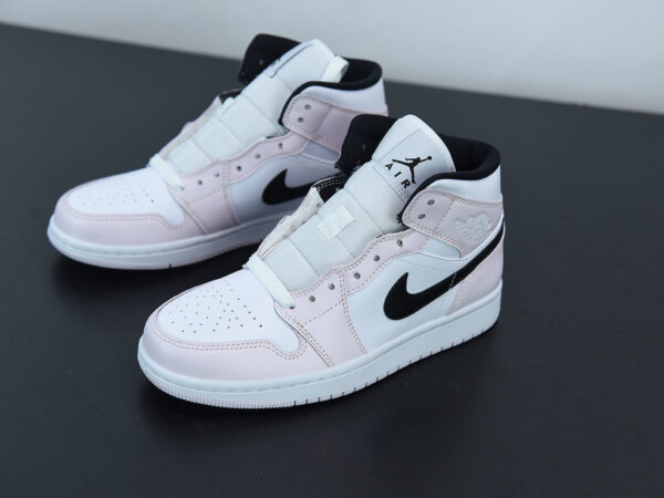 Giày Nike Air Jordan 1 Mid 'Barely Rose'