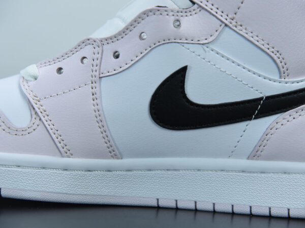 Giày Nike Air Jordan 1 Mid 'Barely Rose'