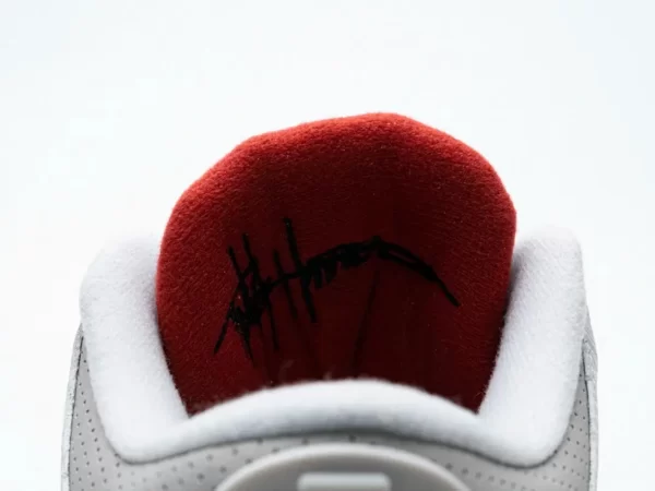 Giày Nike Air Jordan 3 Retro Tinker White University Red (15)