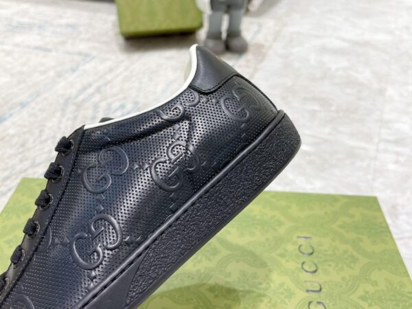 Giày Gucci Ace GG Embossed Sneaker Black Like Auth