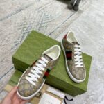 Giày Gucci Ace GG Supreme Caanvas With Bees Like Auth