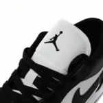 Giày Nike Air Jordan 1 Low Panda 2023 Like Auth (5)