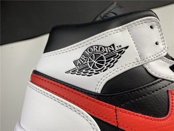 Giày Nike Air Jordan 1 Mid Black Chile Red White Like Auth