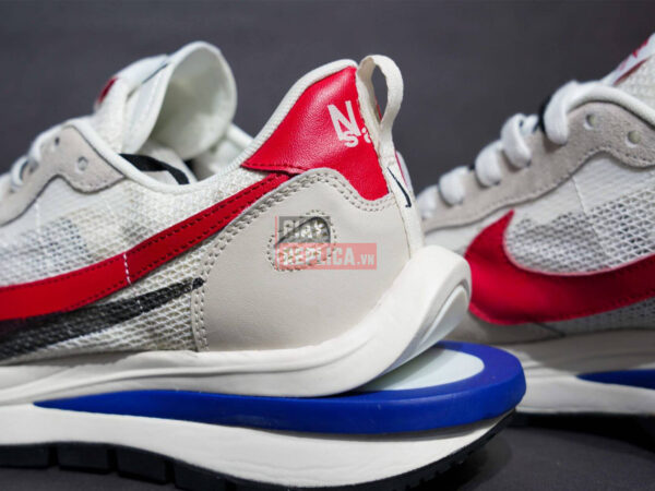 Giày Nike Sacai Vaporwaffle Sport Fuchsia Game Royal Like Auth