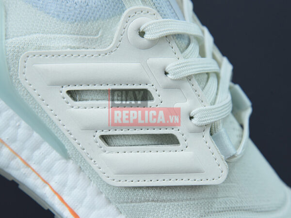 Giày Adidas UltraBoost 22 White Blue Tint Orange