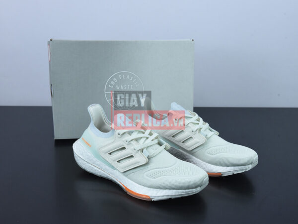 Giày Adidas UltraBoost 22 White Blue Tint Orange
