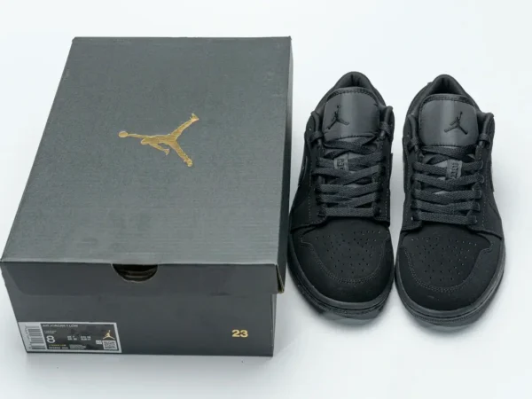 Giày Nike Air Jordan 1 Low Triple Black Like Auth (3)