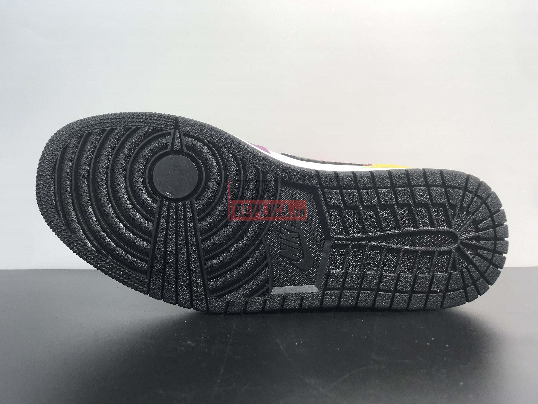 Giày Nike Air Jordan 1 Mid SE Multi Color Like Auth