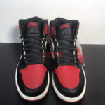 Giày Nike Air Jordan 1 Retro High Og ‘Bred Toe’ Like Auth