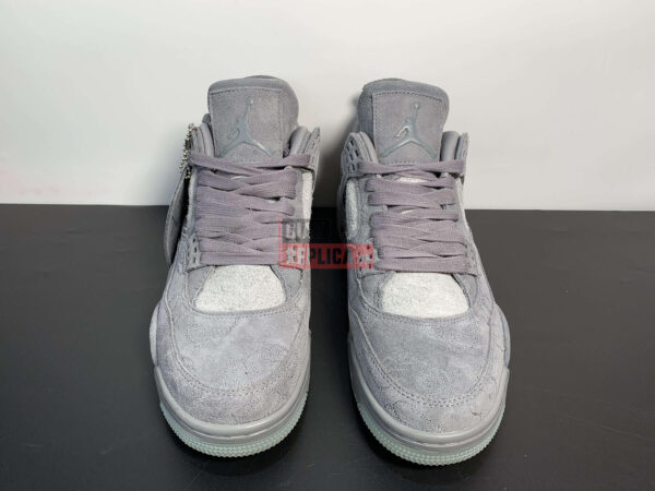 Giày Nike Air Jordan 4 Retro Kaws Like Auth