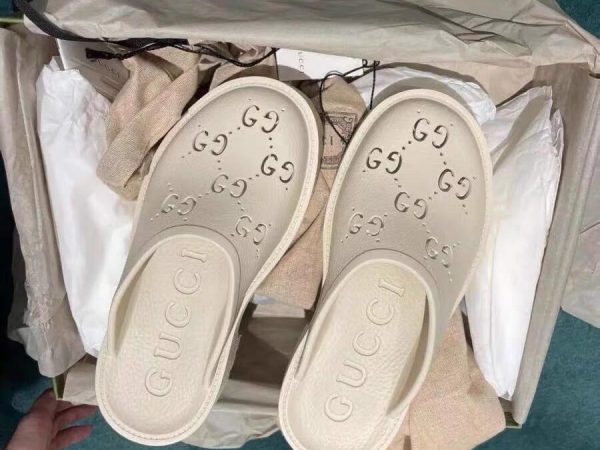 Dép Gucci Platform Perforated G Sandal Cream (1)