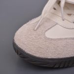 giay-champion-essentials-champ-t-trainer-cream-black-like-auth